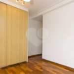 Cobertura duplex à venda na Mooca de 277m² com 3 dormitórios, 1 suíte e 3 vagas.
