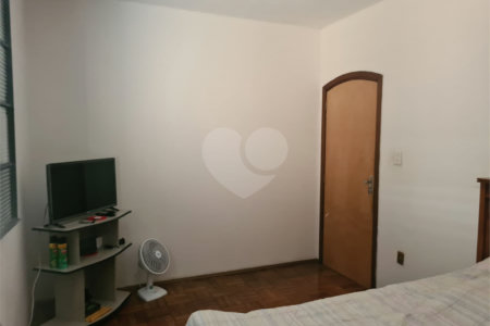Casa térrea para venda.