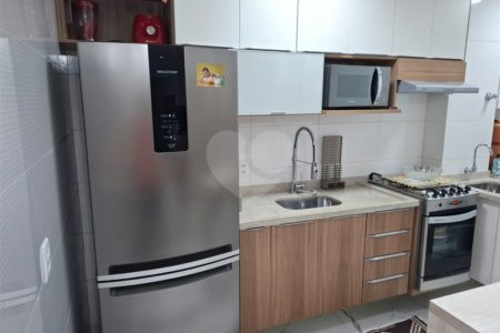 Apartamento com dois dormitórios a venda no Residencial Sineu