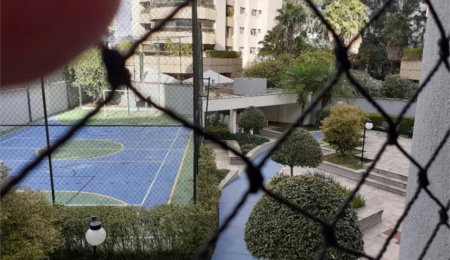 Apartamento à venda com 3 quartos, sendo 1 suíte,  em Morumbi, São Paulo, SP