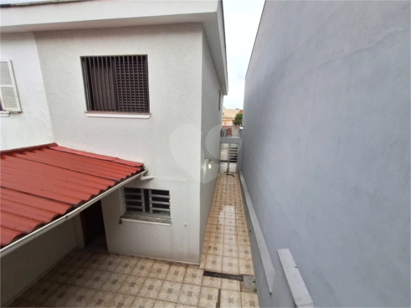Sobrado com 2 dormitórios com 2 vagas de garagem