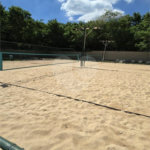 Maison Du parc- condominio de altissimo padrão - lote plano com 495,00 ms- R$ 1.920.000,00 - condominio - R$ 1.100,00 - iptu - R$ 800,00 - Área de lazer: Quadra de Tênis - Quadra Poliesportiva - campo de Futebol - Quadra de Squash - Academia - Playground - Sistema de Segurança 24hs com cerca elétri