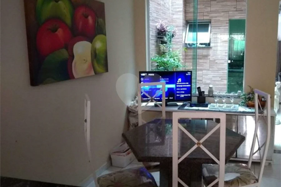 Sobrado à venda com 3 quartos, sendo 1 suíte, em Artur Alvim, São Paulo, SP