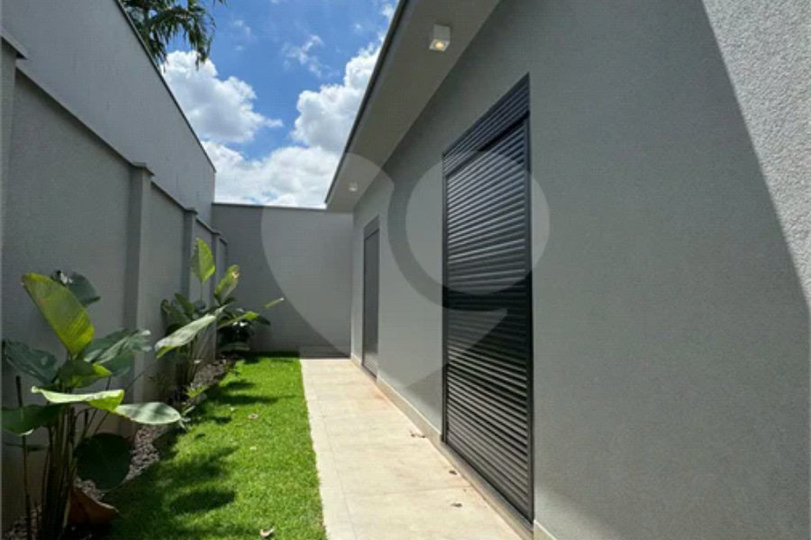 Casa térrea com 3 suítes á venda no Damha 2 de Piracicaba - SP.