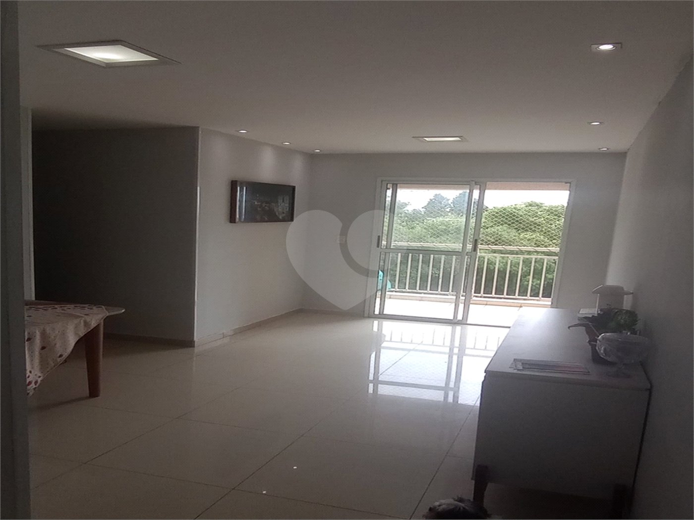 Apartamento à Venda – Condomínio Vila Verde Sabará 3 dormitórios 1 suíte.