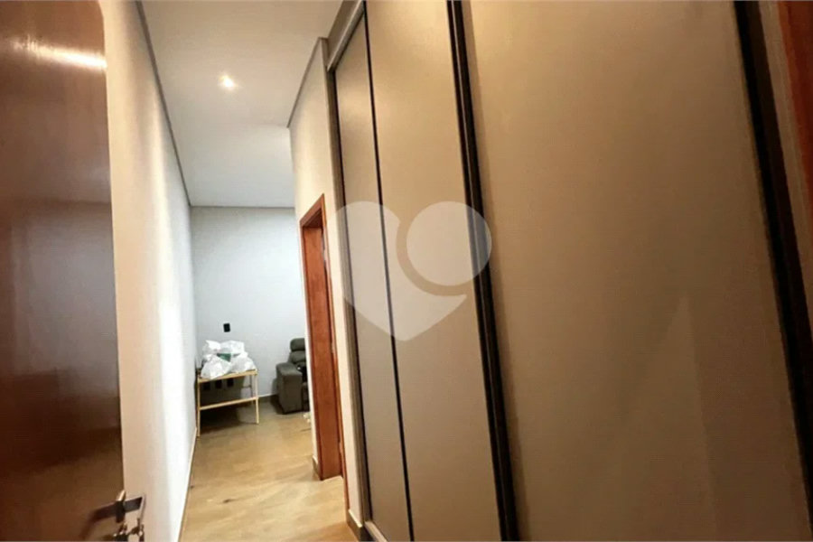 Casa térrea com 3 amplas suítes, á venda no Condomínio Morada do Engenho em Piracicaba/SP.