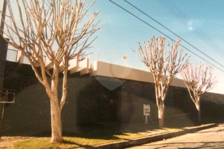 Casa a Venda em Bragança Paulista