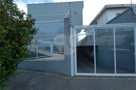 Casa com 100m², 3 dormitórios, 2 vagas, à venda no bairro da Penha.