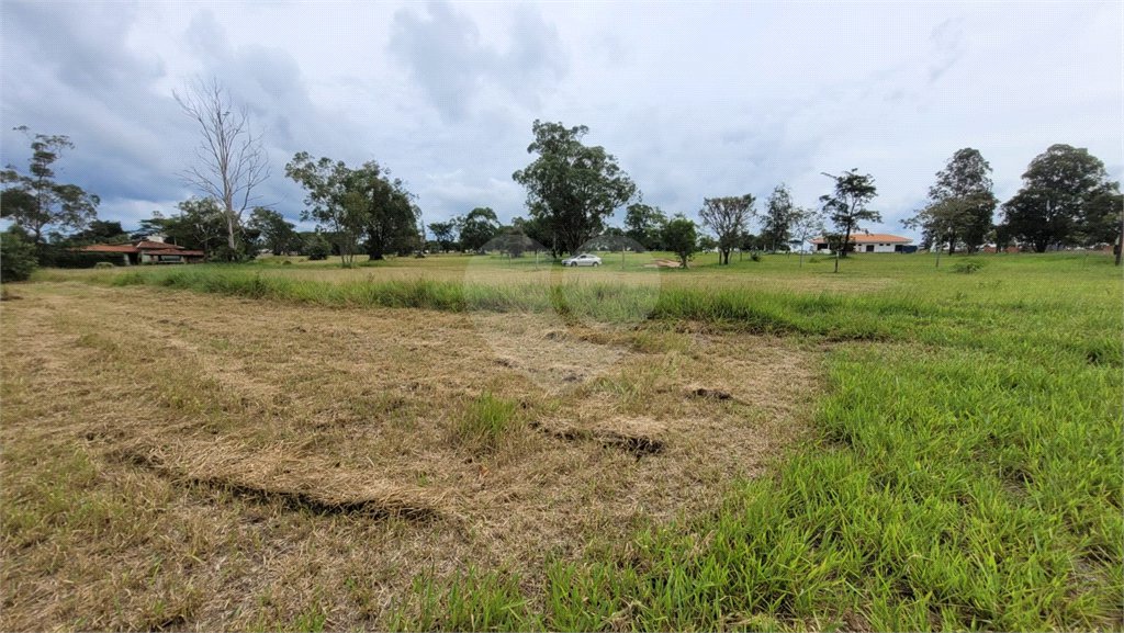 Loteamento Residencial no Condomínio Vila Pinhal do Broa.