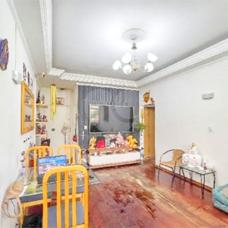Apartamento na Vila Mariana, 3 quartos, 2 banheiros, 2 vagas.