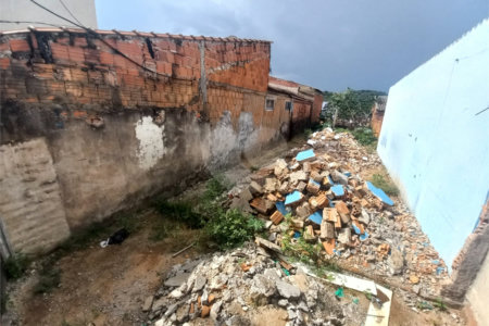 Terreno com 125,00 m² .