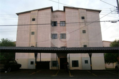Apartamento no Romeu Santini.