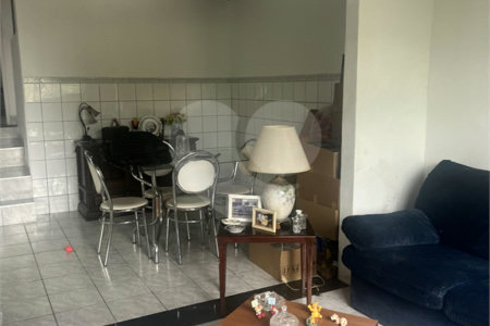 Sobrado á venda - Cidade Ademar
