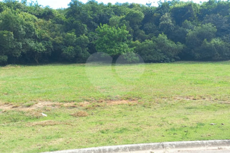 Terreno à Venda no Condomínio Santa Isabel 2 - Louveira/SP