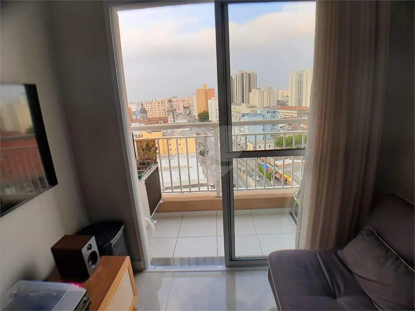 Apartamento à venda com 33m² - Brás.
