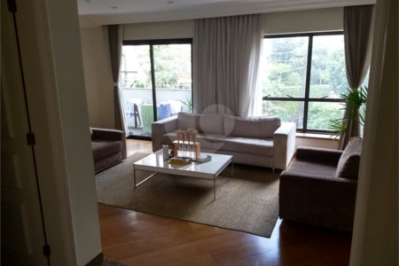 APARTAMENTO ALTO PADRÃO NA ACLIMAÇÃO A 36% ABAIXO DO VALOR DE MERCADO.
