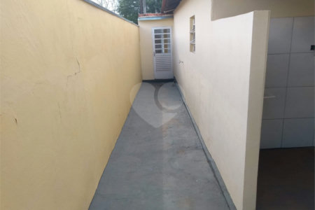 Casa á venda no Jardim são Batista.