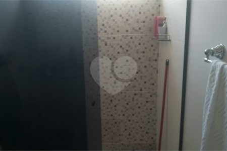 Casa térrea para venda ou locação no Santa Felícia.