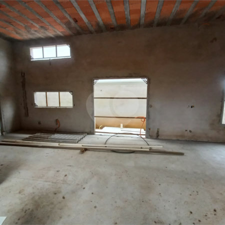 Casa Térrea no Condomínio Village Damha III.