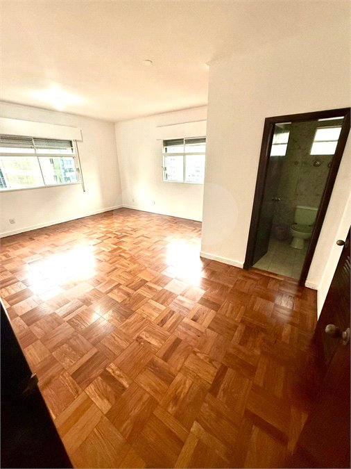 Amplo Apartamento no Paraíso!