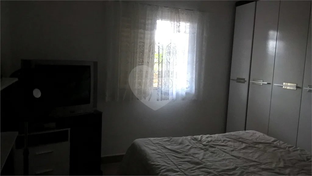 Sítio à venda em Santa Isabel com 2.700m² | Piscina | Casa de Caseiro | Excelente para lazer ou investimento