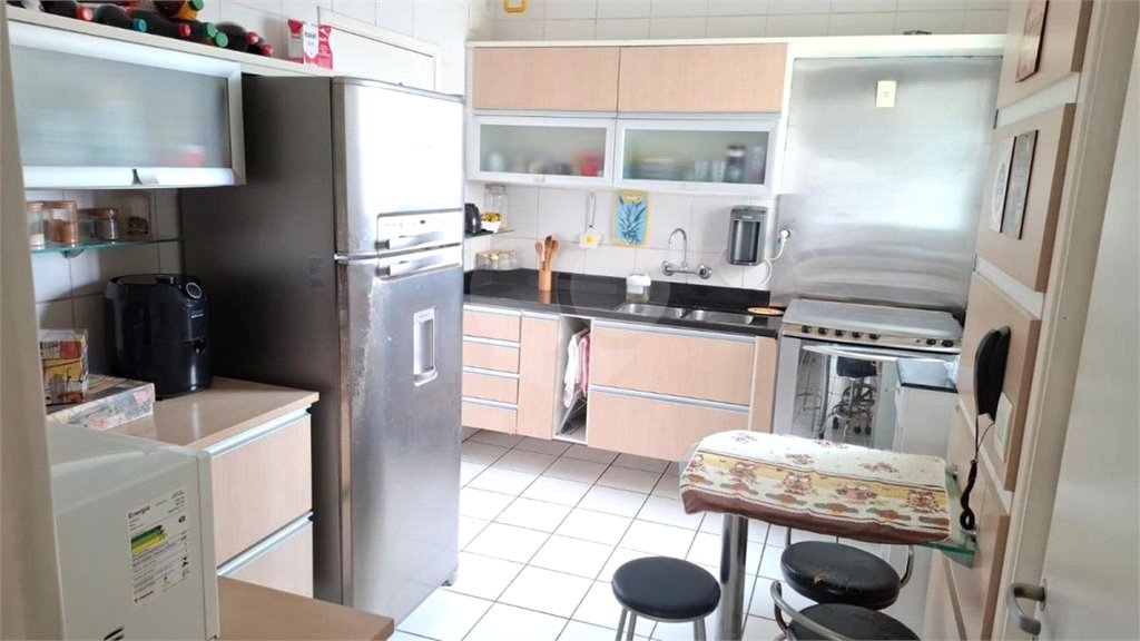 Apartamento a venda no Ipiranga com 3 dormitórios e 2 vagas com 115m² Aceita e estuda Permuta.