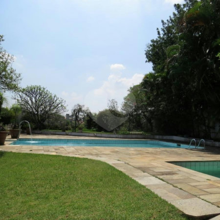 Casa de Vila à venda com 4 suítes em Morumbi, São Paulo, SP