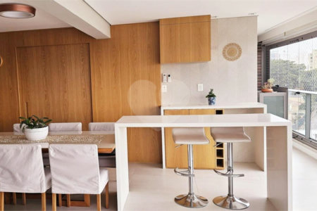 Apartamento 131 M2² vista LIVRE Vila Mariana SP 3 Suítes 4 banheiros 3 vagas escritório depósito e varanda gourmet integrada Aceita e estuda permuta
