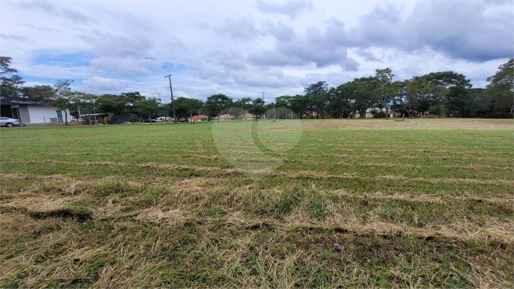 Loteamento Residencial no Condomínio Vila Pinhal do Broa