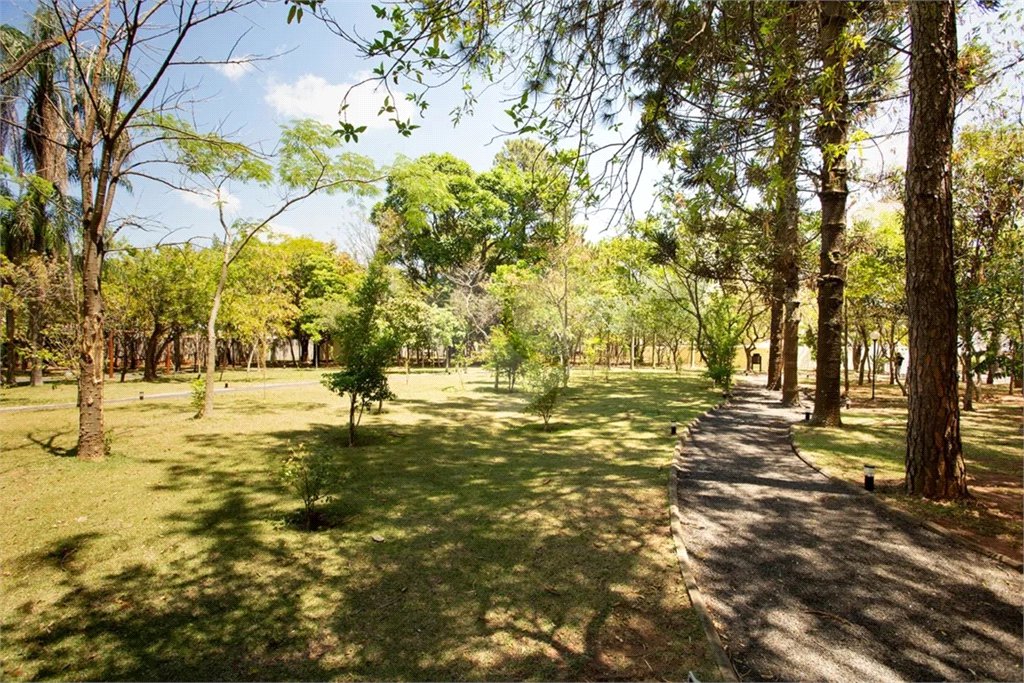 Sobrado à Venda no Condomínio Vila Verde Sabará