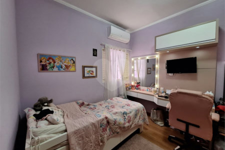 Casa á venda no bairro Itamarati