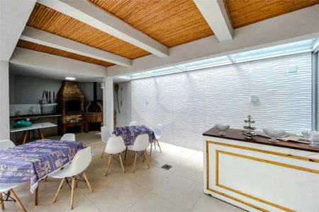 Duplex de 96m2 decorado com varanda gourmet e 2 vagas no Alto do Ipiranga