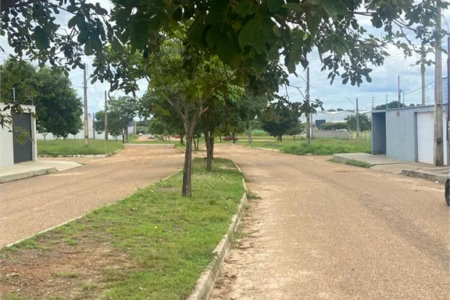 Terreno à venda em Loteamento Parque dos Ipês, Balsas, MA