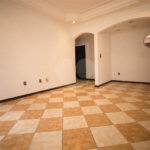 Casa com 4 Dormitórios e área de lazer com piscina