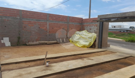 Casa à venda com 2 suítes em Residencial Arcoville, São Carlos, SP