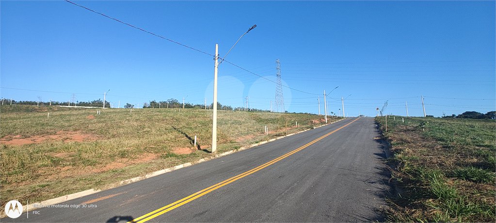Terreno em Atibaia com 360 m² condomínio fechado com ampla área de lazer