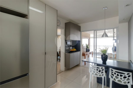 APARTAMENTO IPIRANGA COM 4 SUÍTES E 3 VAGAS - REFORMADO!