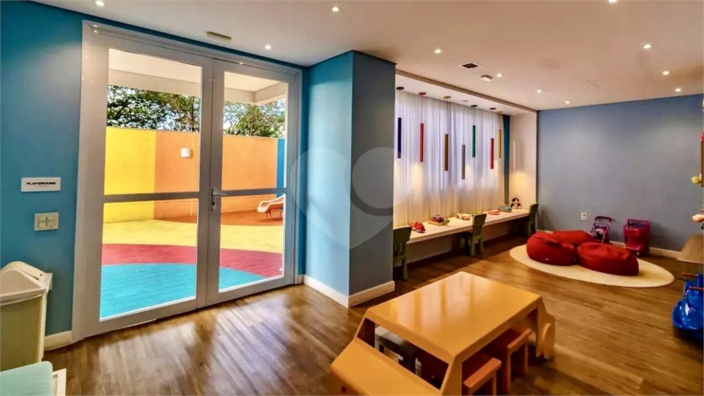 Apartamento com 2 quartos, 1 suíte, varanda gourmet, churrasqueira, lazer completo.