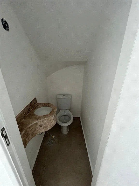 Sobrado à venda com 3 quartos, sendo 1 suíte,  em Butantã, São Paulo, SP