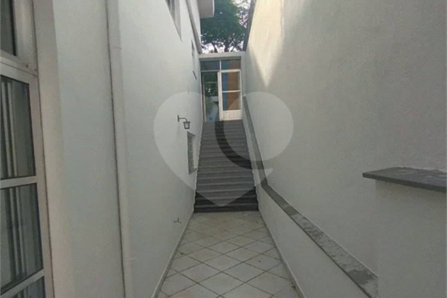 Sobrado na Caucaia do Alto!