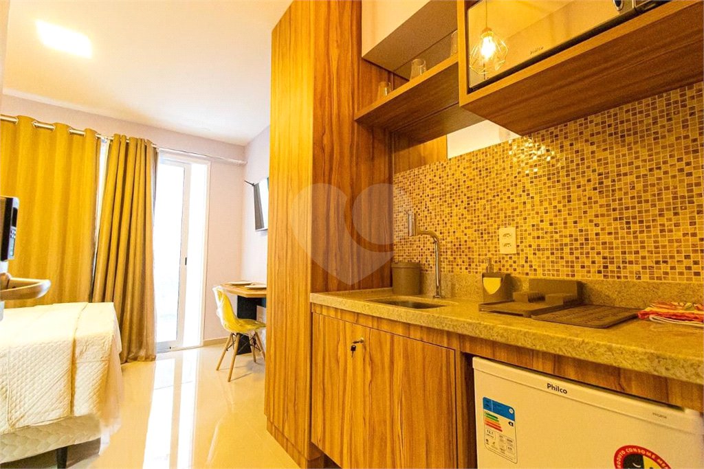 Apartamento á venda com 22m² - Centro.