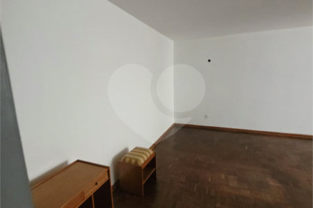 Excelente apartamento à venda no Paraíso, 3 quartos (1 suíte), localização privilegiada