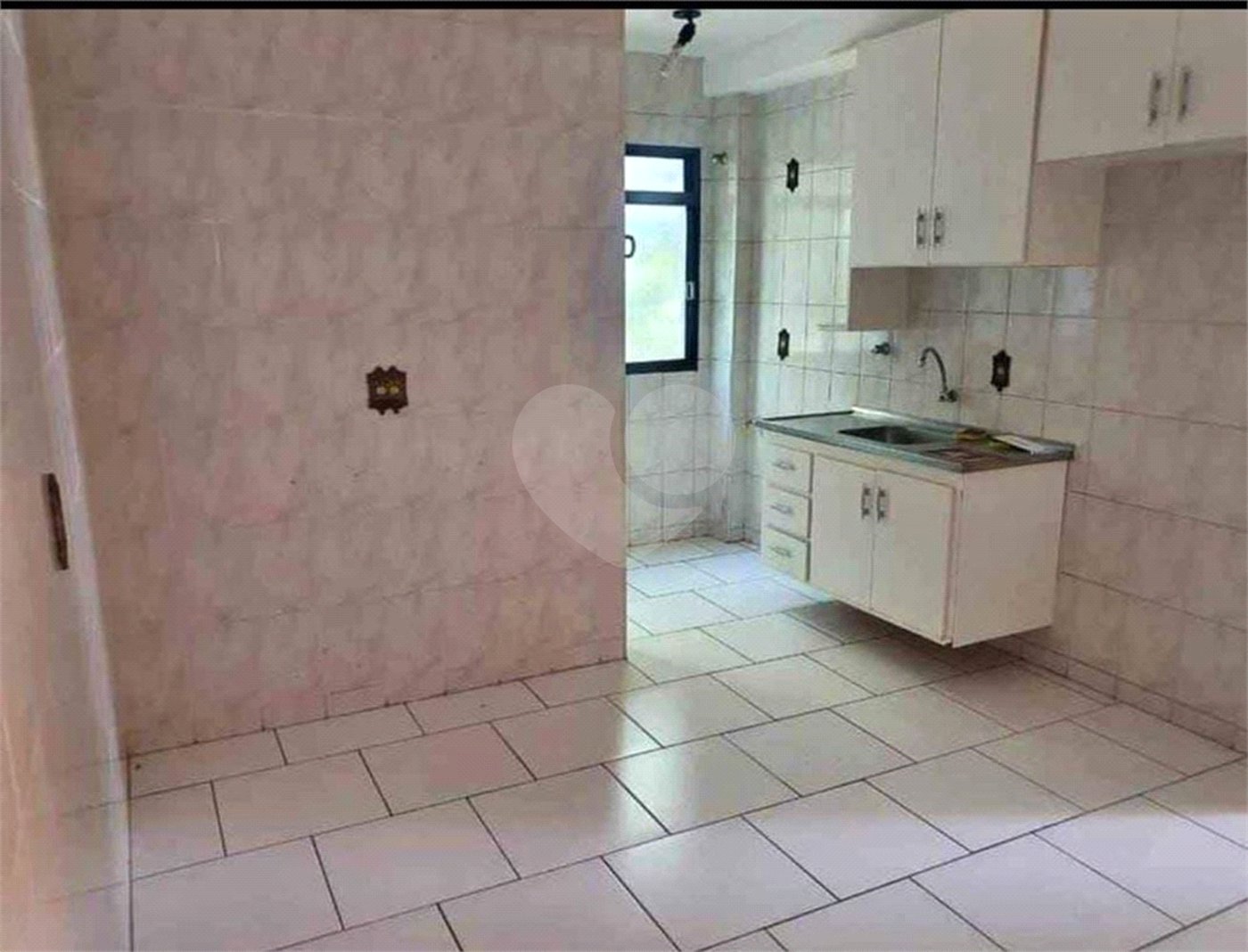 Apartamento no Condomínio Residencial Mazo