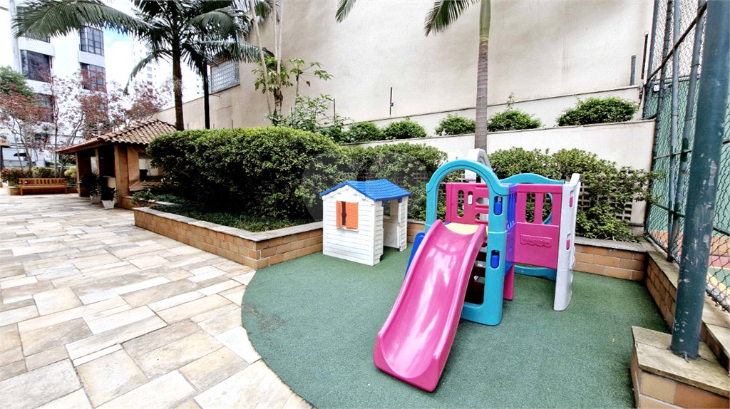 Apartamento à venda com 4 quartos, sendo 2 suítes, em Brooklin, São Paulo, SP
