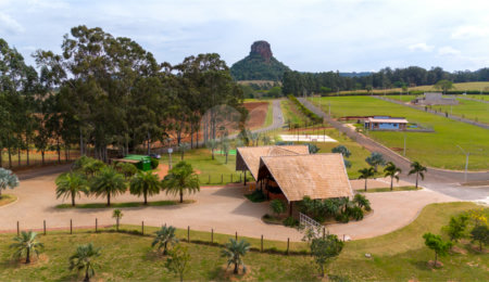 Terreno à venda no condomínio Residencial Cuscoville, Analândia - SP