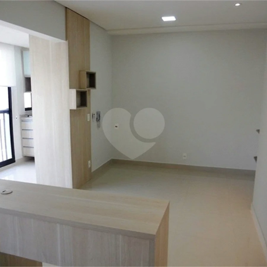 Apto Studio 32m2 - Metrô Saúde - Bom p/Investidor