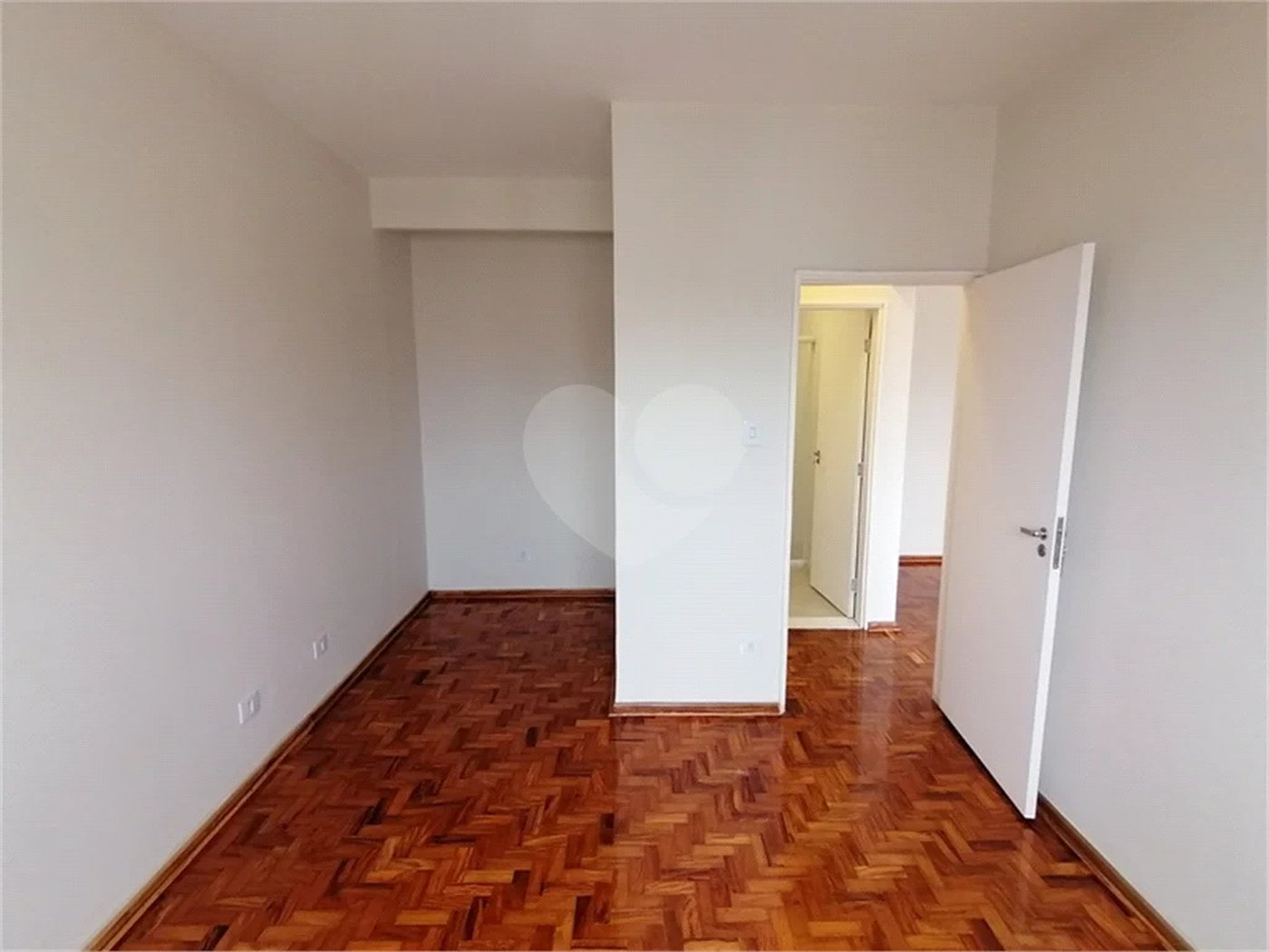 APARTAMENTO À VENDA, 1 QUARTO, GARAGEM, EM HIGIENOPOLIS, 60m2, 100% REFORMADO