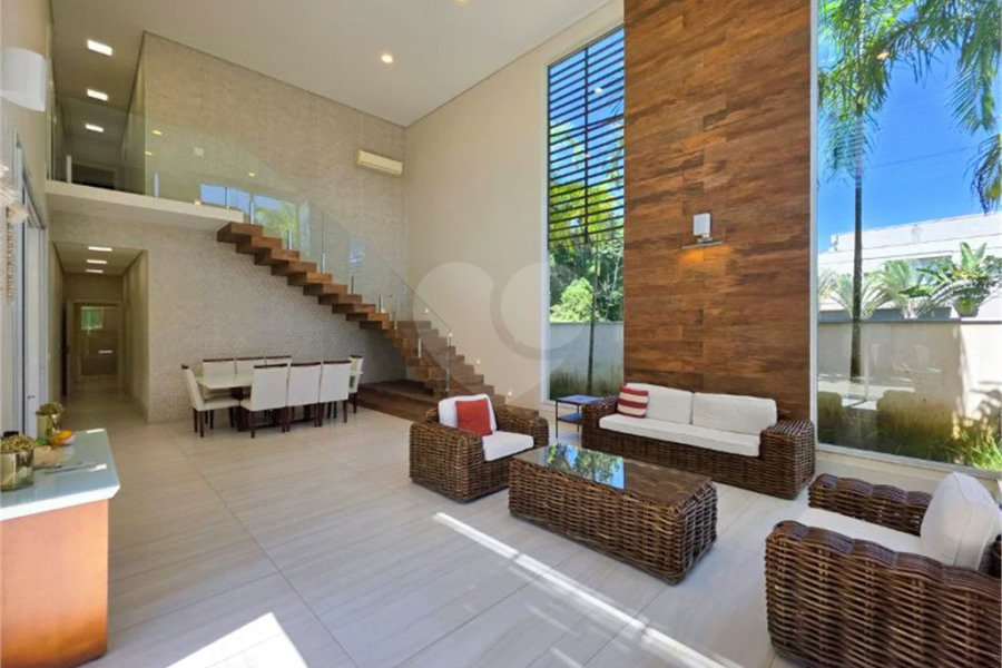 Casa à venda com 6 quartos, sendo 4 suítes,  em Riviera de São Lourenço, Bertioga, SP