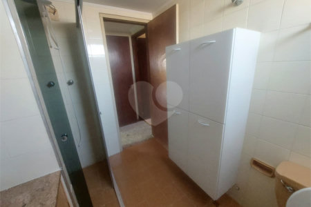 Apartamento Edifício Roberto Martinez .