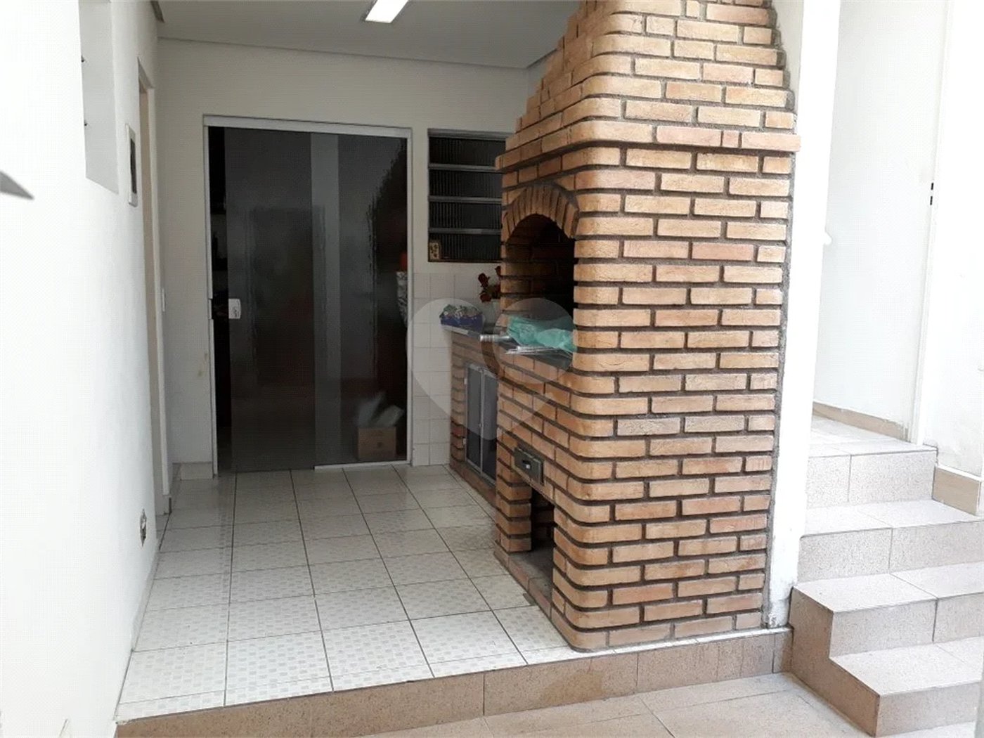 Sobrado á venda 222m² 3 quartos na região do metrô Guilhermina Esperança, Penha